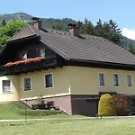 Inn Haus Oberfeichtner *