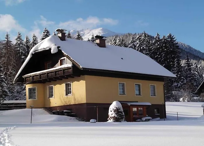 Haus Oberfeichtner بيت ريفي *